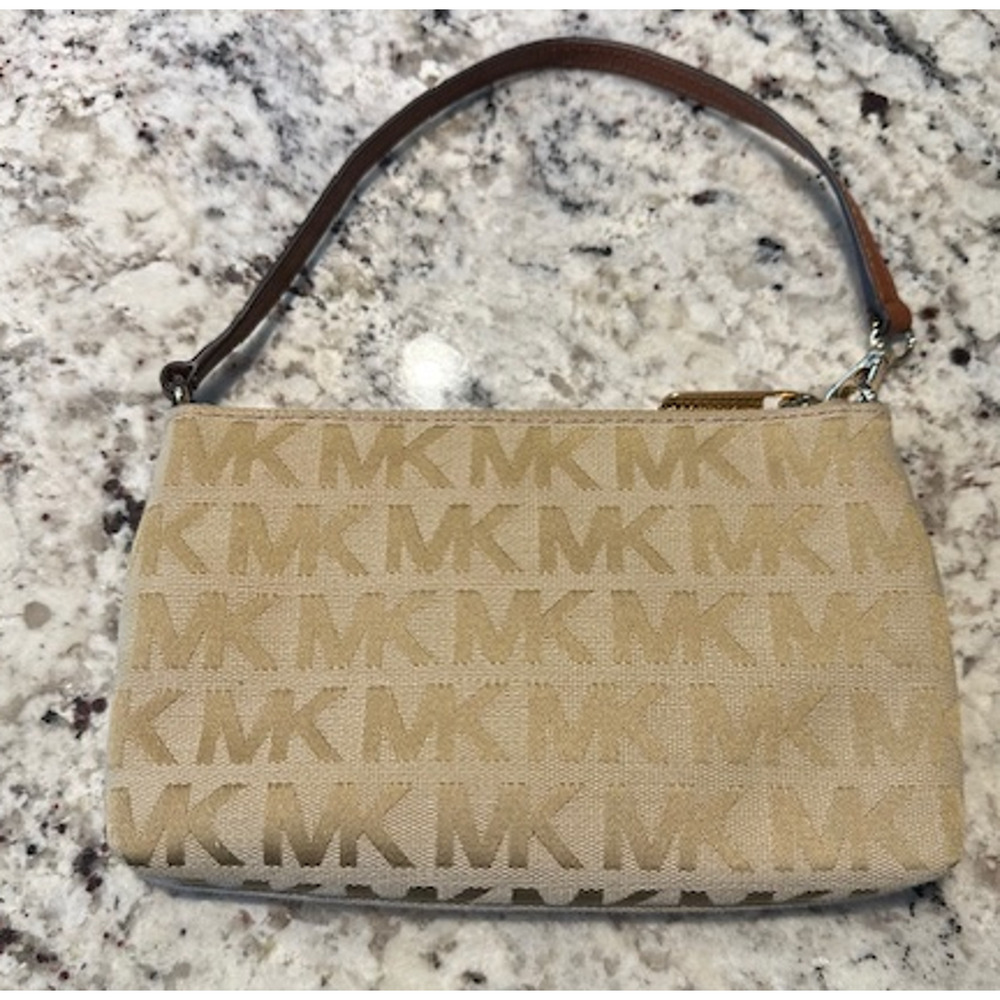 NWOT Michael Kors Jet Set Wristlet Natural - Picture 3 of 7